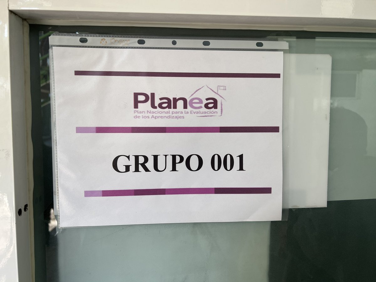 AlfonsoAvilaT29's tweet photo. En la aplicación de la prueba #PLANEA acompañamos a los estudiantes en la #EPO169 para conocer el dominio del campo disciplinar de lenguaje y comunicación. @SeducEdoMex @SEMSedomex @israeljeronimol https://t.co/zHE9uqaO9z
