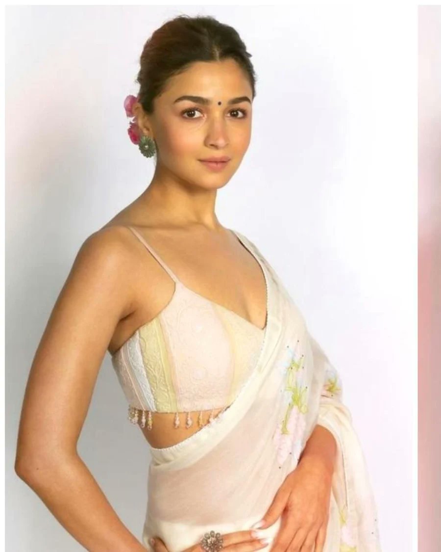 9XM on Twitter: "These Bollywood Divas rock the Saree-Noodle strap Blouse  Look Who's Look did you Like the Most? . . . . #kiaraadvani #jhanvikapoor  #janhvikapoor #deepikapadukone #katrinakaif #norafatehi #bhumipednekar  #aliabhatt #latestupload #