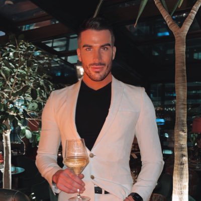 Markjwofficial's tweet photo. #NewProfilePic https://t.co/ZJZQWVB8NT