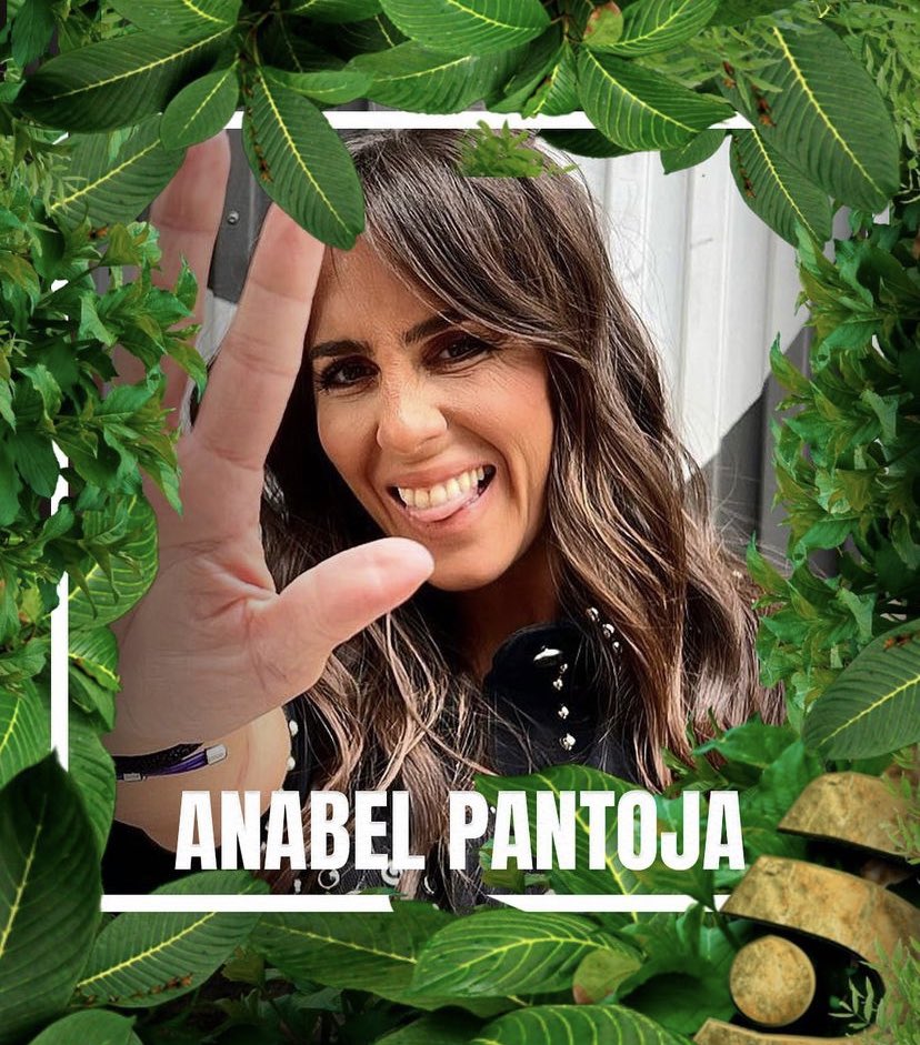 ALEXINDIG0's tweet photo. AAAAAAA QUE ME ENCANTAAAA @AnabelPantoja00 😍💘 #Supervivientes2022 #yoveosálvame https://t.co/tX0Ks4OJRe