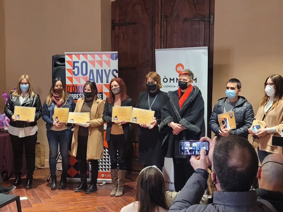 ZERMestral's tweet photo. 👉 @ZERMestral a l'entrega de premis TASTETS d'@OmniumEbre , 2n i 3r premi de l'alumnat de cicle inicial, felicitats Iago i Edurne i mestres! https://t.co/mv9XSDg2q6