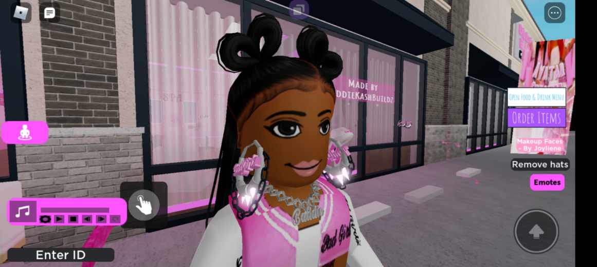 kashbuildz's tweet photo. Bad Girlz Merch ! Not a #RobloxUGC but hopefully soon. #Roblox #RobloxDev #RobloxCommissions #RobloxUGCConcept #RobloxDevs #robloxteam #baddiekashbuildz https://t.co/3dBoPFEEQk
