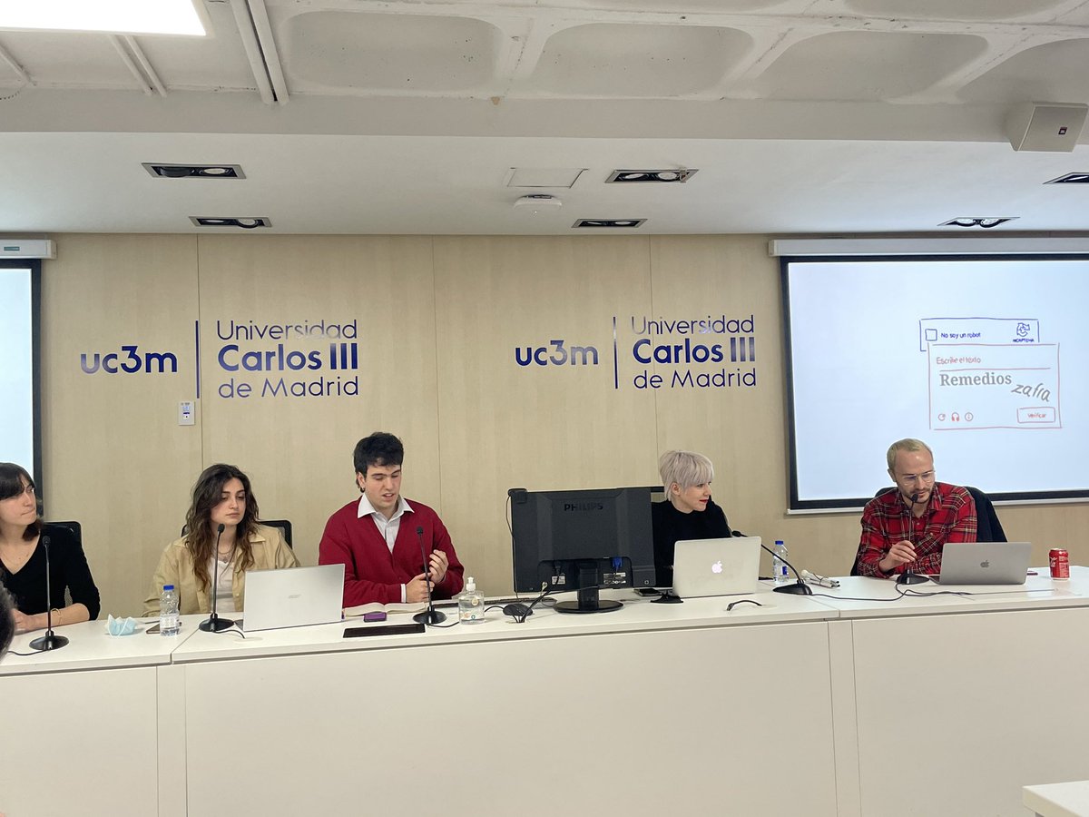 Enriquevillalba's tweet photo. Nuestra 2ª sesión de esta tarde en la #SCD22 #SCDMGC @scd_mgc del @MGC_UC3M contamos @RemediosZafra conversando sobre Sobrevivir en la era digital https://t.co/gbpu8a5a9T