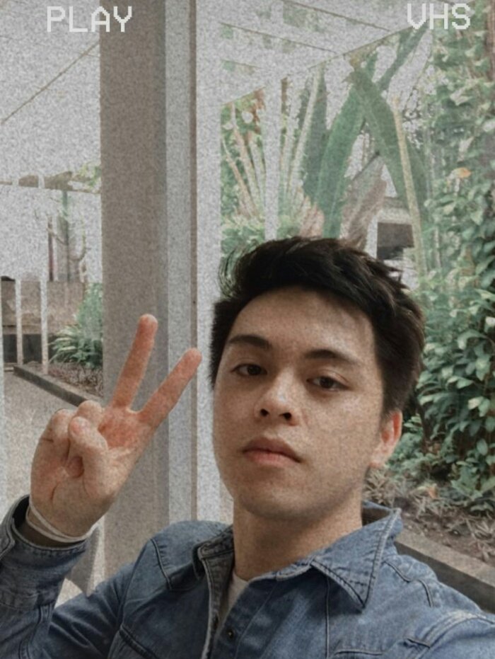 inicacach_'s tweet photo. Kita adalah 2 orang yang berbeda ,namun dengan perbedaan itu kita dapat menyatukan segala hal terutama cinta ❤❤❤❤❤
@Fenly_un1ty
Pi youn1t day ayang @Fenly_un1ty❤❤❤❤🌹🌹🌹
#YouN1TSelcaDay
#HappyYouN1TDay
#YouN1TDay #fenca https://t.co/7CXqAVbi7Y