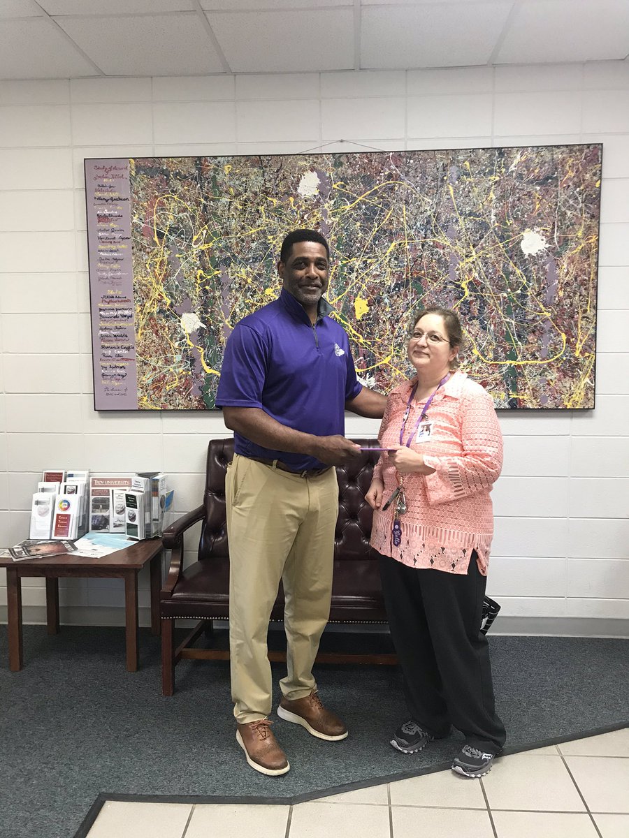 chcorbitt's tweet photo. Librarian Appreciation Day!  Mrs. Kim Gallo, Thank you for all you do for students at PCHS!! https://t.co/c0tRuMxUr1
