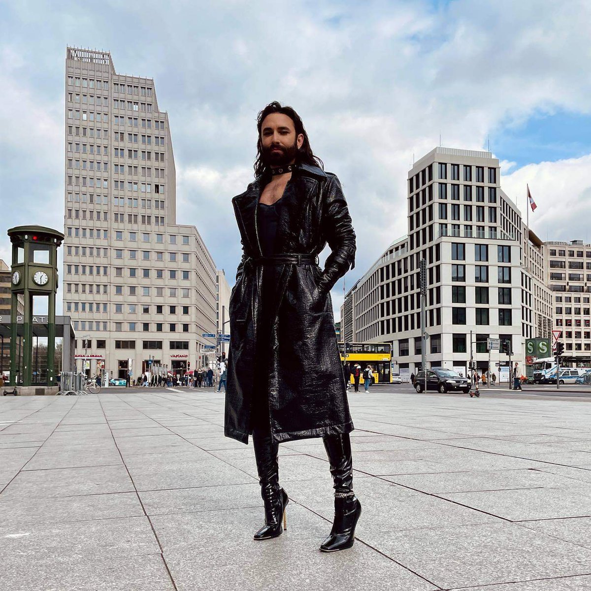 ConchitasWG's tweet photo. #repost @conchitawurst 
Berlin ☀️
https://t.co/hmmeV9ifLl
#conchitawurst #conchita #WURST #tomneuwirth #artist #singersongwriter #entertainer #fashion #eurovision #fromviennawithlove #truthovermagnitude #albums #humanrights #lgbtiq #love #cool #styled 
https://t.co/EQ32vvsJKU https://t.co/5Pto4WH6y4