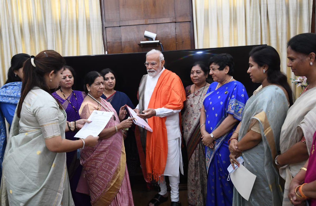 Delighted &amp; honored to meet Most Popular &amp; Energetic Prime Minister of INDIA Hon. Shri <a href="/narendramodi/">Narendra Modi</a> ji  along with my Fellow Lady MLA's of Maharashtra and shared about the work of our Constituency and receive his words of wisdom and guidance.