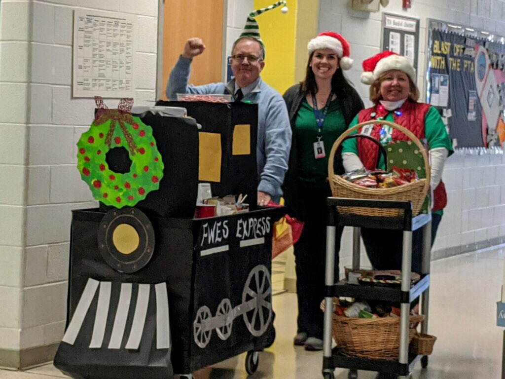 FWESIBPYP's tweet photo. Mr. Beamish is always ready for an adventure in “The Woods”- to serve students and teachers. We appreciate his school spirit every day! #fwesspotlightslearning https://t.co/niawyBrSgA