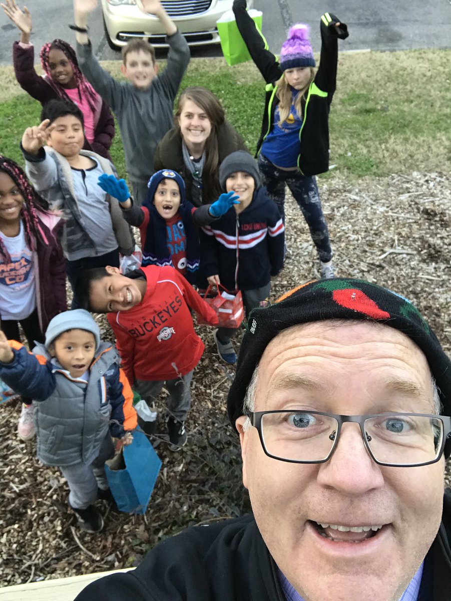 FWESIBPYP's tweet photo. Mr. Beamish is always ready for an adventure in “The Woods”- to serve students and teachers. We appreciate his school spirit every day! #fwesspotlightslearning https://t.co/niawyBrSgA