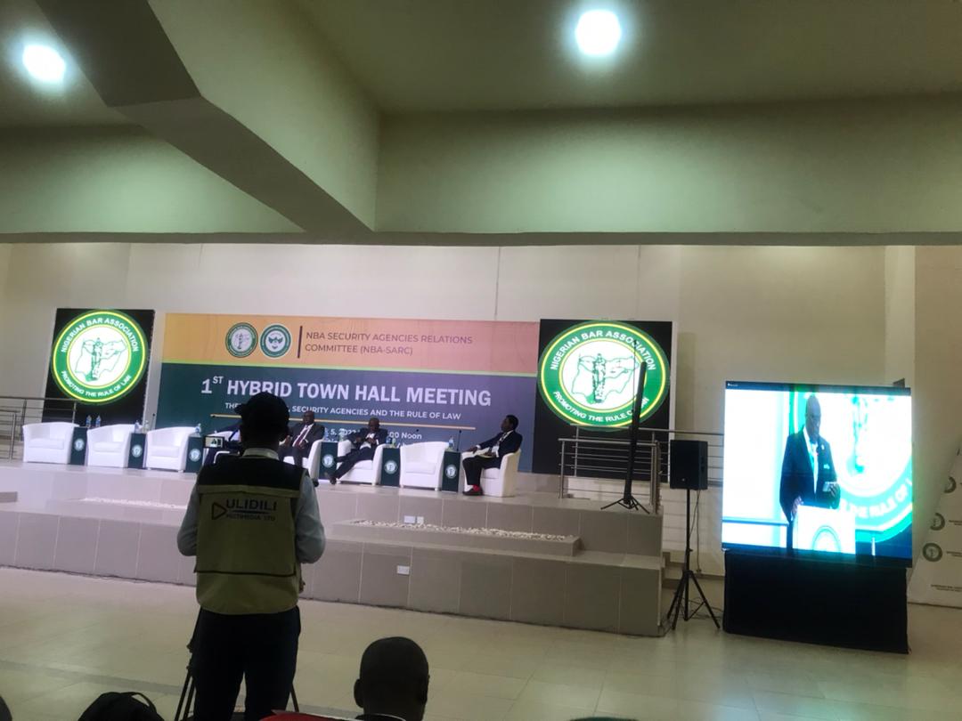 ChigozirimOdink's tweet photo. CLEEN Foundation is participating at the 1st Hybrid Townhall Meeting organized by the Nigerian Bar Association’s Security Agencies Relations Committee (NBA-SARC) under the theme "Lawyers, Security Agencies and the Rule of Law".
@cleenfoundation @OkugbeniRuth @EstherMabadeje https://t.co/qHYWNjORxW