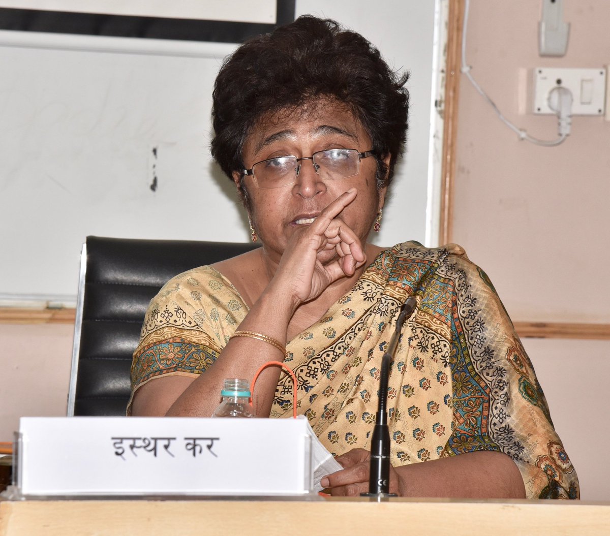 iis_now's tweet image. Why should Govt communicate to its citizens?

▫️Inform, educate on policies &amp;amp; programs
▫️Encourage open dialogue
▫️Motivate &amp;amp; persuade
▫️Influence behaviour

#PublicCommunication &amp;amp; citizen engagement build strong relationships b/w Govt &amp;amp; the public.
 - @esther_kar 

#IIStraining
