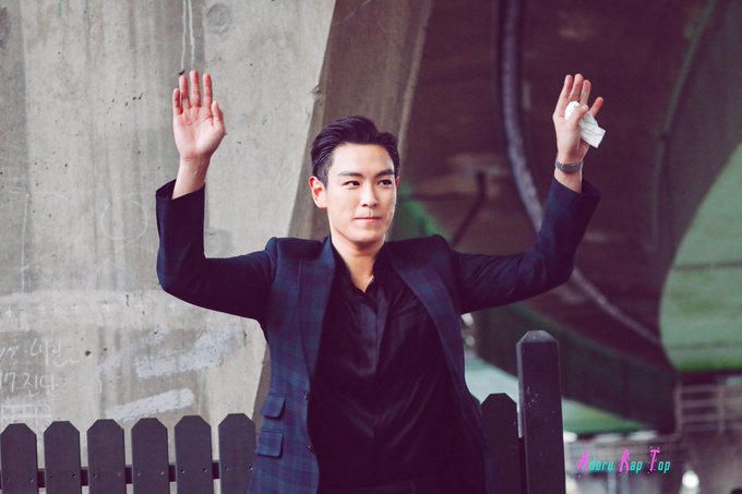 Seunghyun please 😭💛👑 it is us that are utmost grateful for you ❤️🫂