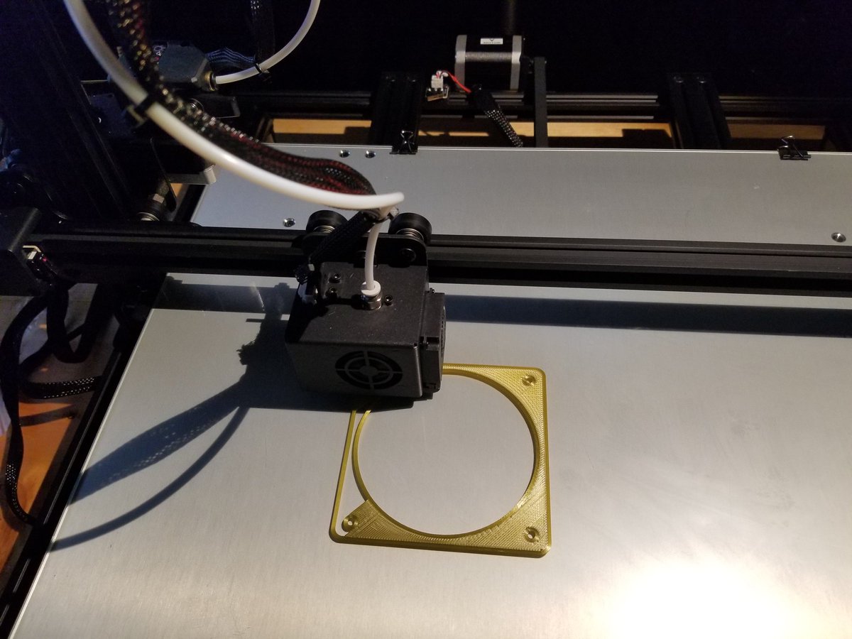 AstroPrinter's tweet image. First layer on the Creasee CS50 S Pro 500x500x600 3d printer. 

That's a beautiful first layer on such an enormously large 3d printer.

#3Dprinting #3Dprinted #FirstLayer #maker #makers #Creasee #filament #Yousu