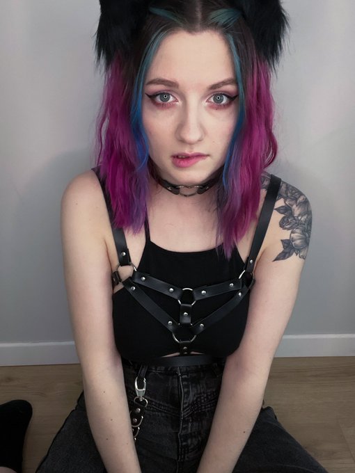 TW Pornstars - Luna Fern. The most retweeted pictures and videos for