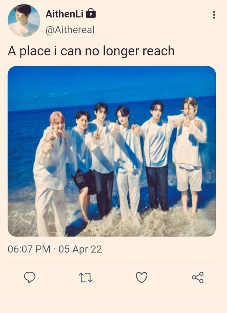 IfYouRheally's tweet photo. ~A Place that was once mine~
Au Prompt achuchu

It's been 3 years since Aithan (hs) died and became a ghost, 3 years had passed where he witnessed everything change, and for 3 years he watched someone else take his place, the place that was once his. https://t.co/ecp5kq4xcW