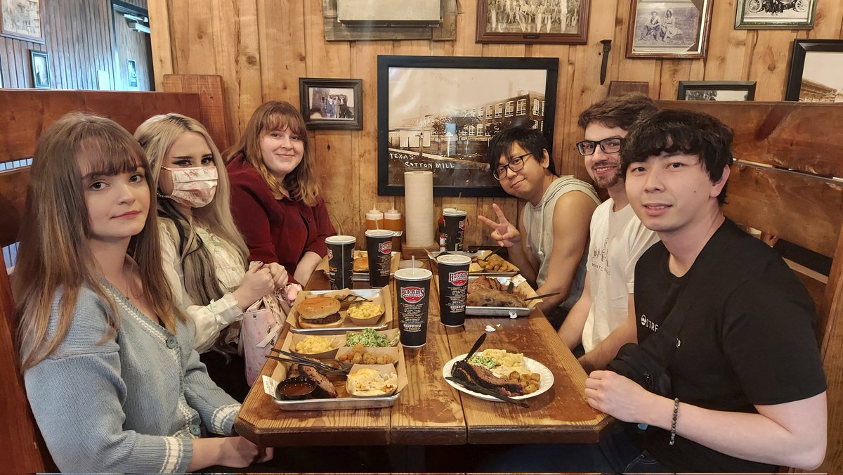 Arcemis808's tweet photo. Weekends like these are what I grind for every day. Love my partner and the @streamership crew ❤
#Dallas #weekendvibes #fromchattolife https://t.co/nYnOm0gIia
