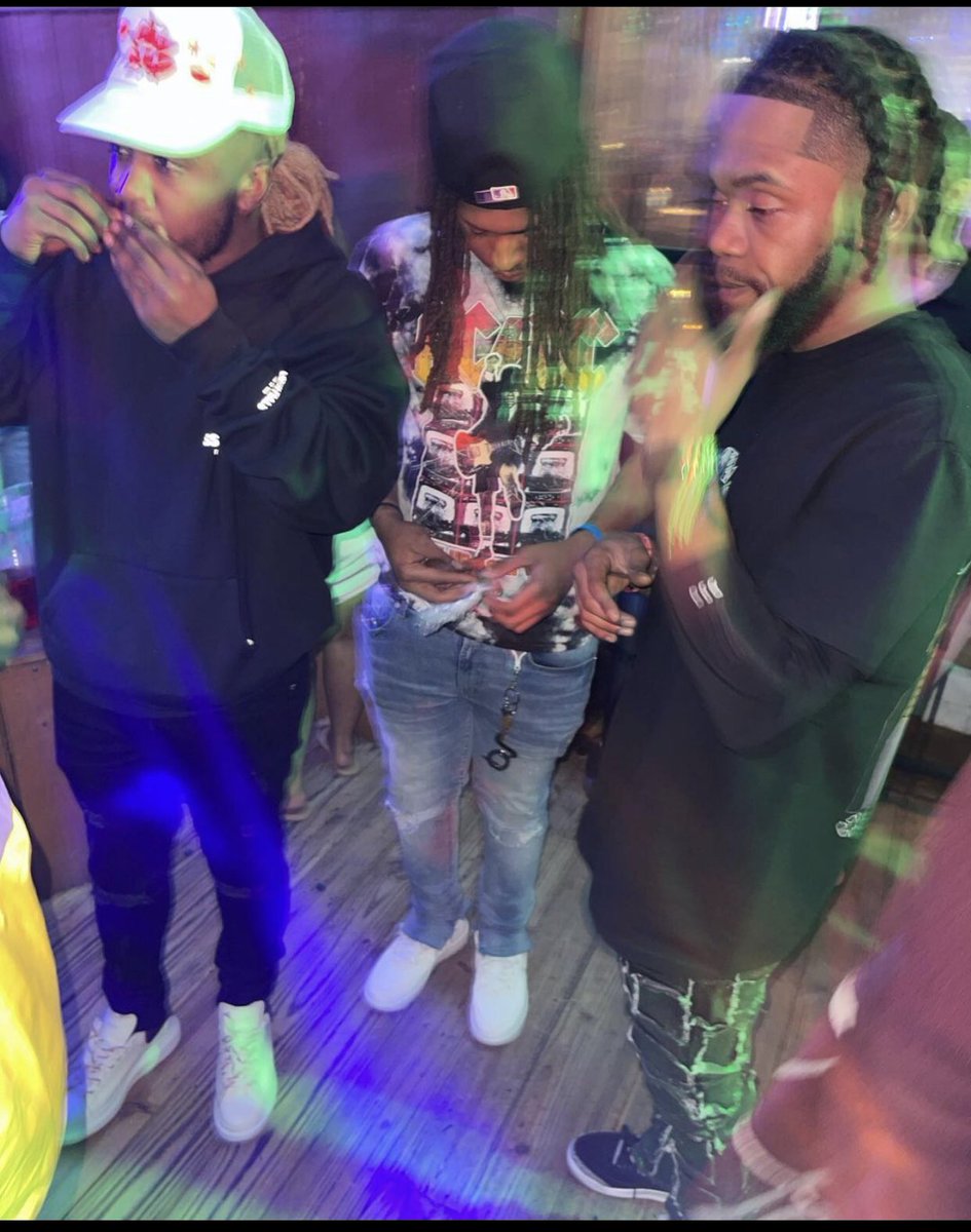 Harold60X's tweet photo. Demon time when we pop out 🅱️♿️🅱️ https://t.co/Az1ETcyjvB