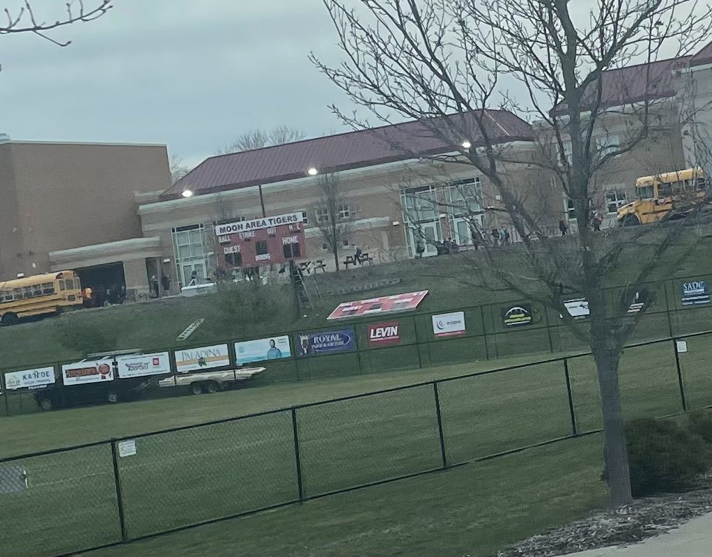 MoonAreaBase's tweet photo. Do you see what I see???? π
thank you @AHNSportsMed ππ»ππ»
#newscoreboard https://t.co/wLlyV6tWrb
