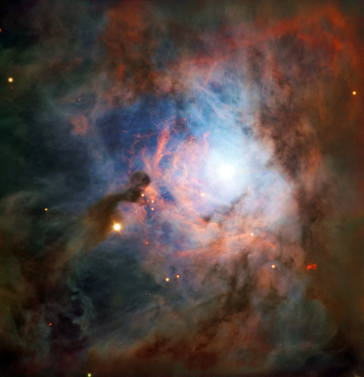 deicherstar's tweet photo. Adjacent to the famous Horsehead Nebula, NGC 2023 is an emission and reflection nebula that lies 1,300 light-years away. Part of the Orion Molecular Cloud, it is a delight in amateur telescopes. Credit: ESO https://t.co/kNkL6Ab6wf