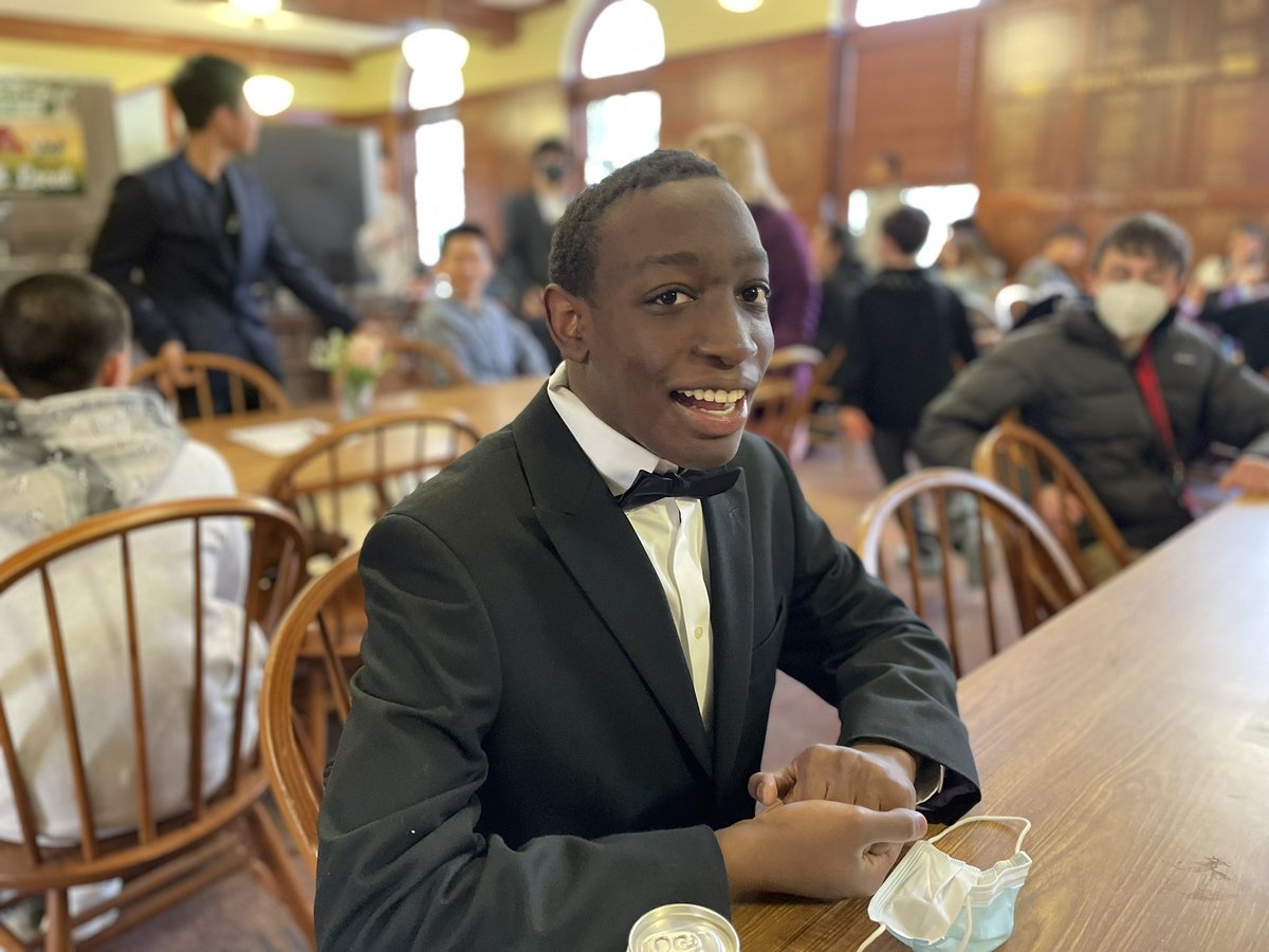 SASRILife's tweet photo. This past weekend residential students had the opportunity to participate in fun community based activities such as battle of the bands and bingo. The weekend ended with a community dinner where students wrote table poems and showcased their karaoke talents! https://t.co/0NcjEIEnYq