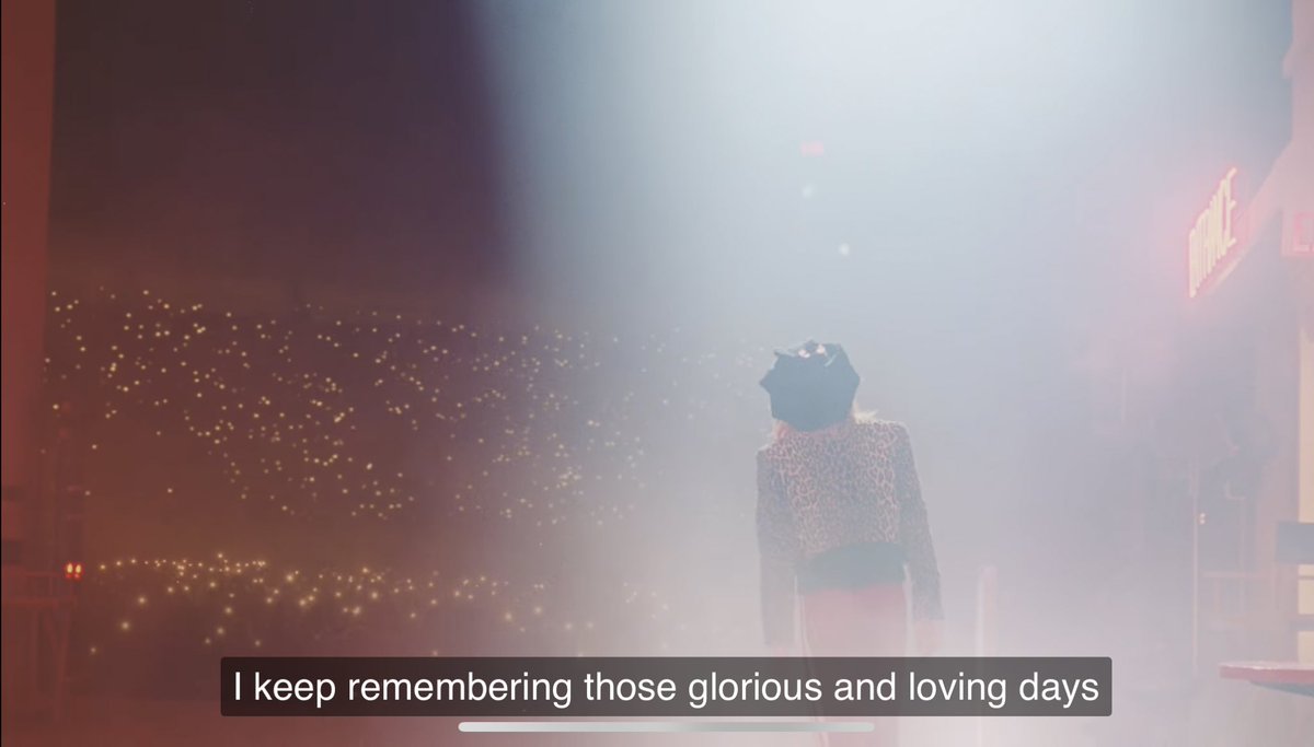This moment when we see the VIP OCEAN and JIYONG’s words

“I keep remembering those glorious and loving days”

#BIGBANG_StillLife