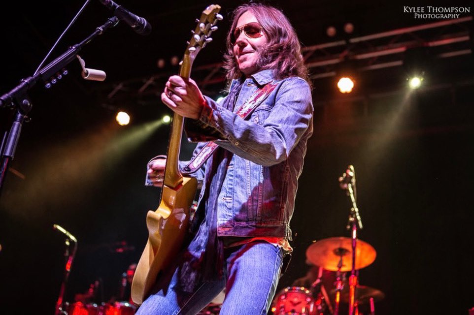 musicaddictmag's tweet photo. Photos from @blackberrysmoke recent show in Edmonton are now up! 

Photos by @kyleephotos 

https://t.co/lI56Hu4swz https://t.co/kuE16i14xY