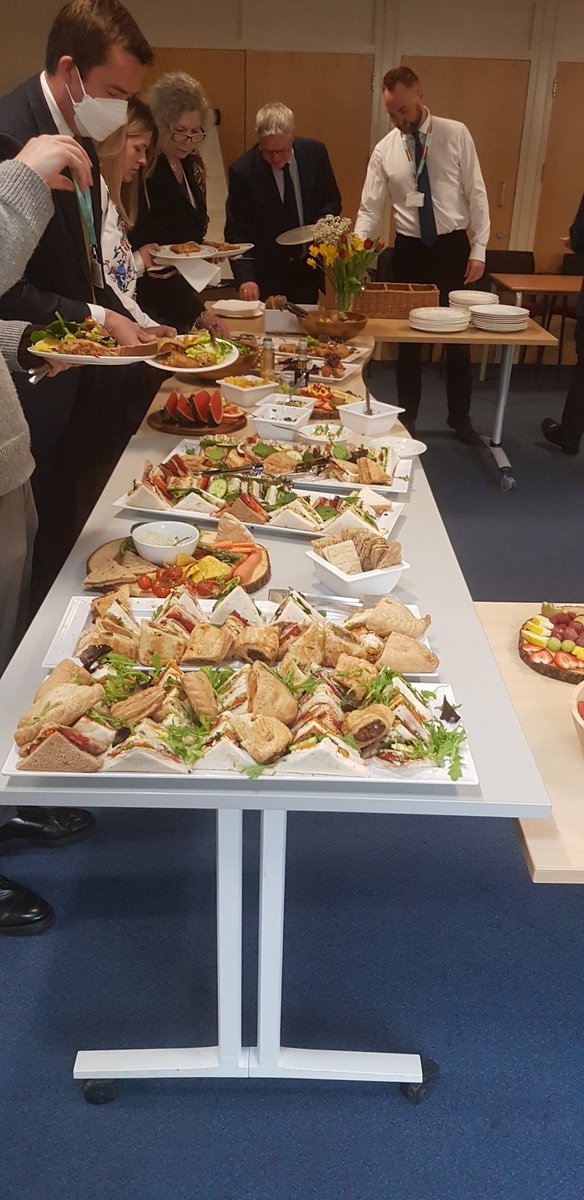 IanMiddletonX's tweet photo. First #plantbased lunch at @OxfordshireCC very enthusiastically received. Some saying it's the best food that has ever been provided by the council. Thanks to officers for organising it. An absolute triumph! https://t.co/o0acCvnJcL