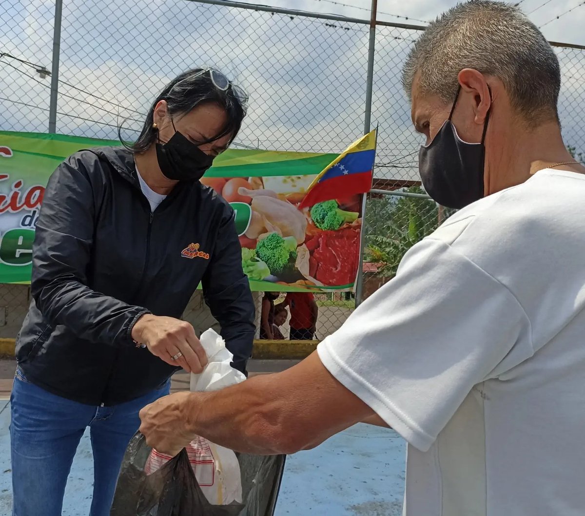 AmorPorTachira's tweet photo. #5Abr || #FelizMartes #Venezuela. Un nuevo día, una nueva oportunidad para brindar lo máximo de nuestra labor en beneficio del pueblo. @JesusSZambranoV @NicolasMaduro @FreddyBernal https://t.co/HKaNNVakhq