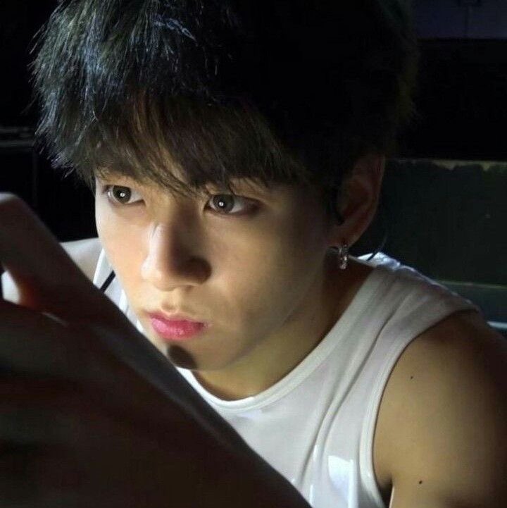 bobajkook's tweet photo. this jungkook https://t.co/SbiSd99hSb