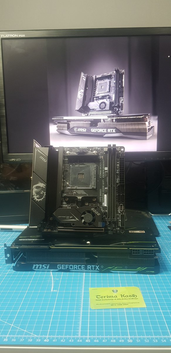 AdRoXoN's tweet photo. #RadeonUpgrade #ImproveWithMSIxAMD https://t.co/2bcxRvPSZn
