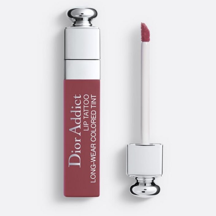 monxshownoo's tweet photo. OKAY BUT YALL,, the dior addict changkyun uses tho????? ITS SO PRETTY WOULD DEFINITELY RECOMMEND FOR YOU TO BUY IF U WANNA SPLURGE ON A LIPSTICK https://t.co/NIugcIch03