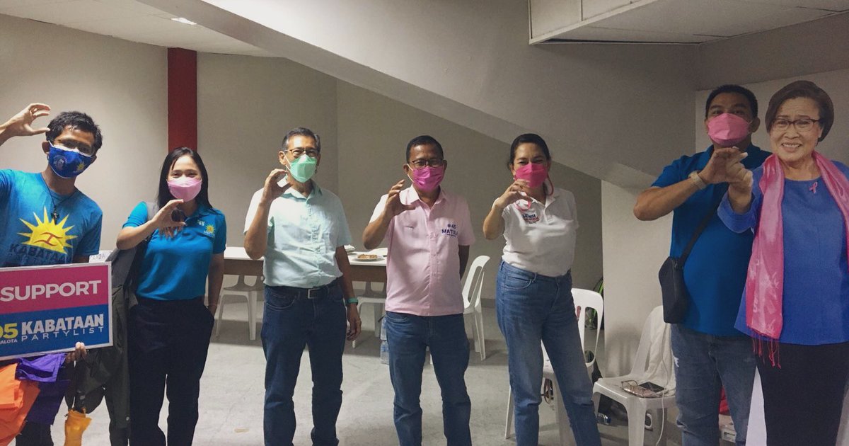 TheKejOfGlory's tweet photo. #RizalIsPink!
kasama ang ating mga senador para sa kulay rosas na bukas!
#18DeLima
#34Hontiveros
#21Diokno
#45Matula
#95Kabataan
#10Robredo
#7Pangilinan https://t.co/4GcWYvG5QE
