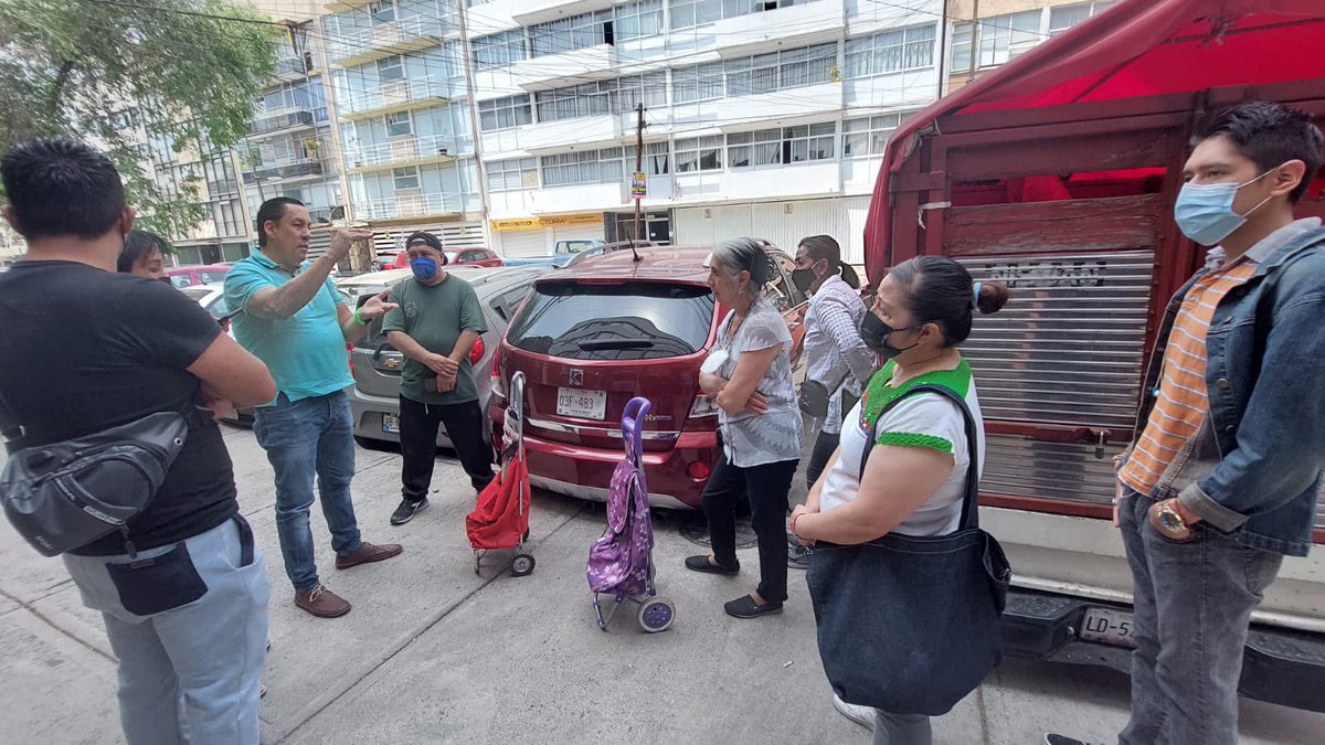 Sigue creciendo la familia VERDE en la <a href="/BJAlcaldia/">Alcaldía de Benito Juárez</a> ahora toco en la <a href="/ColDelValleBJ/">Colonia Del Valle, Benito Juarez, #CDMX</a> #JalateAlVerde <a href="/VerdeCDMX/">PVEM Cd. de México</a> <a href="/ChuchoSesmaPVEM/">Jesús Sesma</a> <a href="/karencastrejont/">Karen Castrejón Trujillo</a> <a href="/partidoverdemex/">Partido Verde</a>