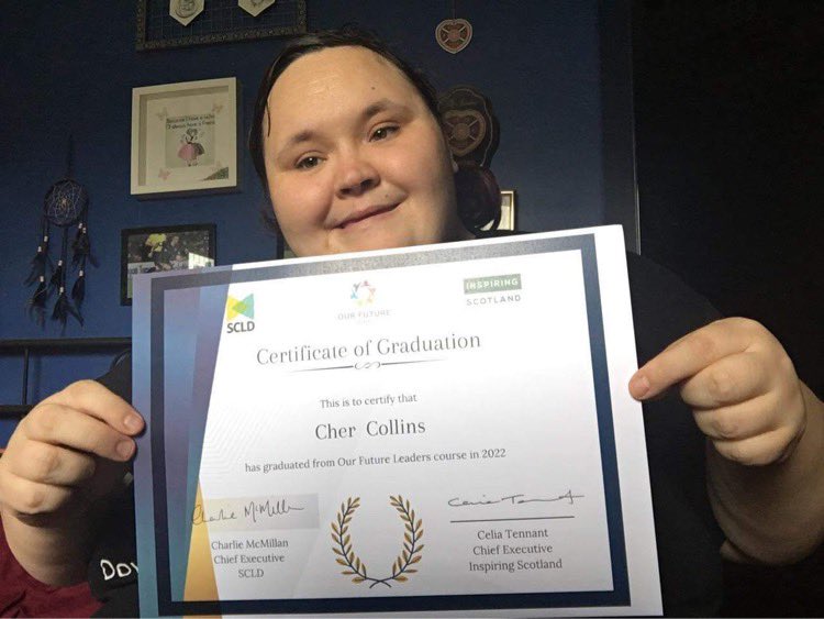 cher_dss's tweet photo. I graduated from Our Future Leaders course today. Iโm so proud of myself. I learnt lots of new things and made lots of new friends. #FutureLeader #SCLD #InspiringScotland @DSScotland @SCLDNews @Eddie_DSS @DssKirsty https://t.co/uZz3riOeo7