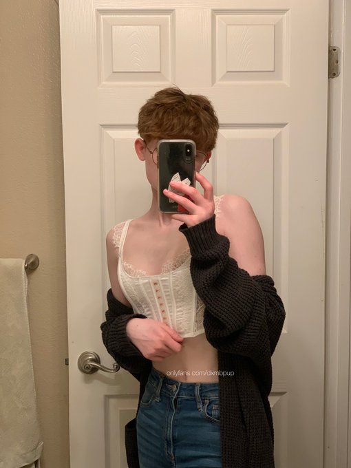 Watch ๑ 𝐩𝐮𝐩ㅣthey/he ๑'s leaked NSFW photo on TwXstars