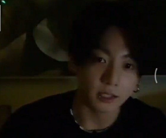 tetekoolvrs's tweet photo. Y la saga continúa.... - A thread
#taekook LV 2022 https://t.co/8ObYahKu4S
