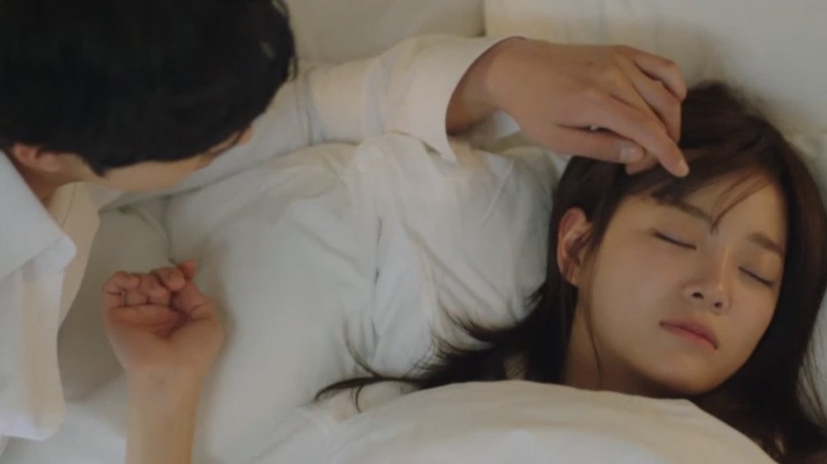 withdramas's tweet photo. The way he keep staring at her in her sleep is soo cute.. It shows how much he is in love with her. Seeing her in every morning seems like heaven to him

#BusinessProposalEp12 #BusinessProposal #BussinessProposalEp12 #KimSejeong #AhnHyoSeop https://t.co/Y8uZWwBgGP