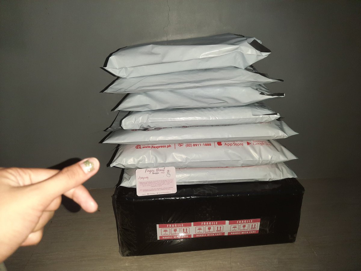 FHeartShoppu's tweet photo. Done Packing! THANK YOU SO MUCHHH!!!
#FHEARTPROOFS https://t.co/1DDM0VRAh9