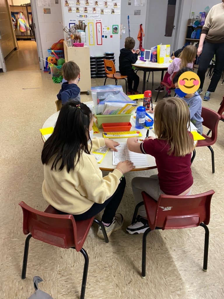 pamcampbell's tweet photo. Today we had grade 3 mentors join us for writing. They are great role models and inspirational authors! @ChebuctoH @HrceLiteracy https://t.co/9fjxEMC1To