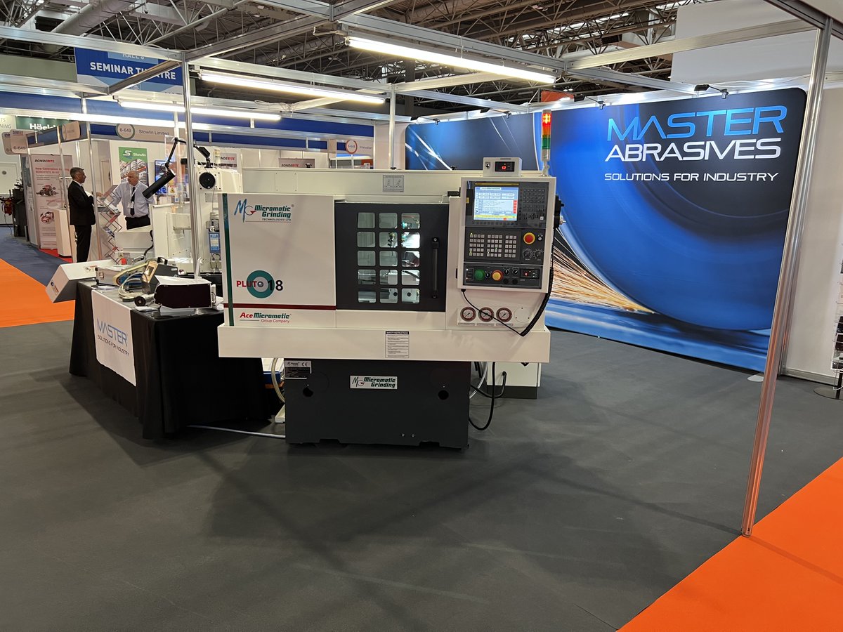 MasterAbrasive's tweet image. Day 2 at @MACHexhibition where you can find grinding machines available with a quick lead time shown on our stand 6-540: the compact PLUTO-18 CNC #grindingmachine and customisable NH-500 surface grinder 🔥
@AceMicromatic 
#MACH2022 #machinery #engineering #manufacturing