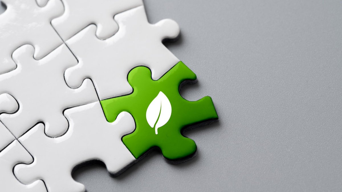 APPLiA_Europe's tweet photo. When it comes to the #SPI, an analogy can be drawn between J.R Tolkien’s “one ring to rule them all" and the @EU_Commission's 'one size fits all' approach on #productpolicy.
What does it take to #MakeGreenTheNorm?🎙️ @paolofromfar spoke at @LivePOLITICO 👉 https://t.co/YCa0wPIt3r https://t.co/PUqfITpmKt