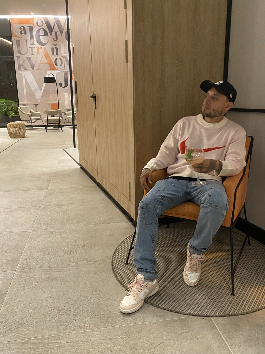 elrepocam's tweet photo. @sneakerheadsoff 🔥👟🤨 https://t.co/CcaLYO7URm