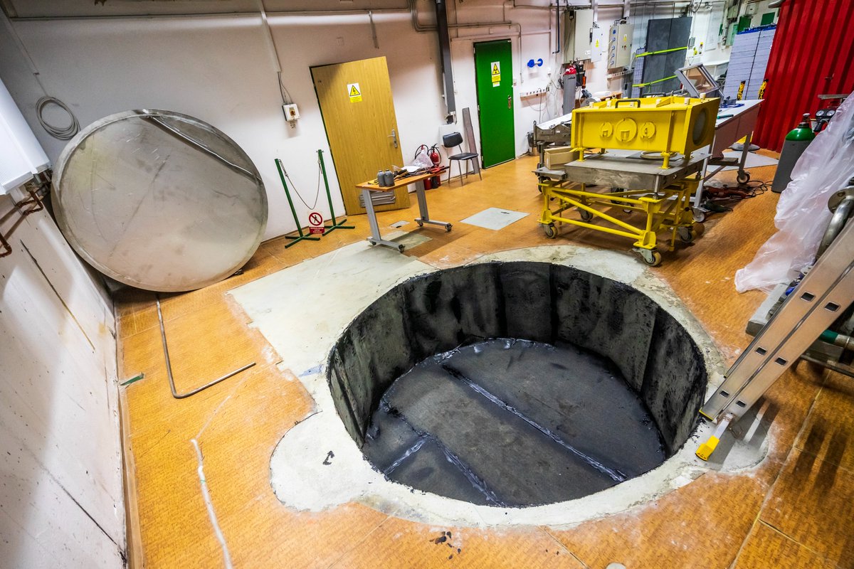 The Faculty of Nuclear Sciences and Physical Engineering at CTU started to build the second fission reactor. Our students will use it for training operation already next year! #NuclearSciences #Research #studyatctu