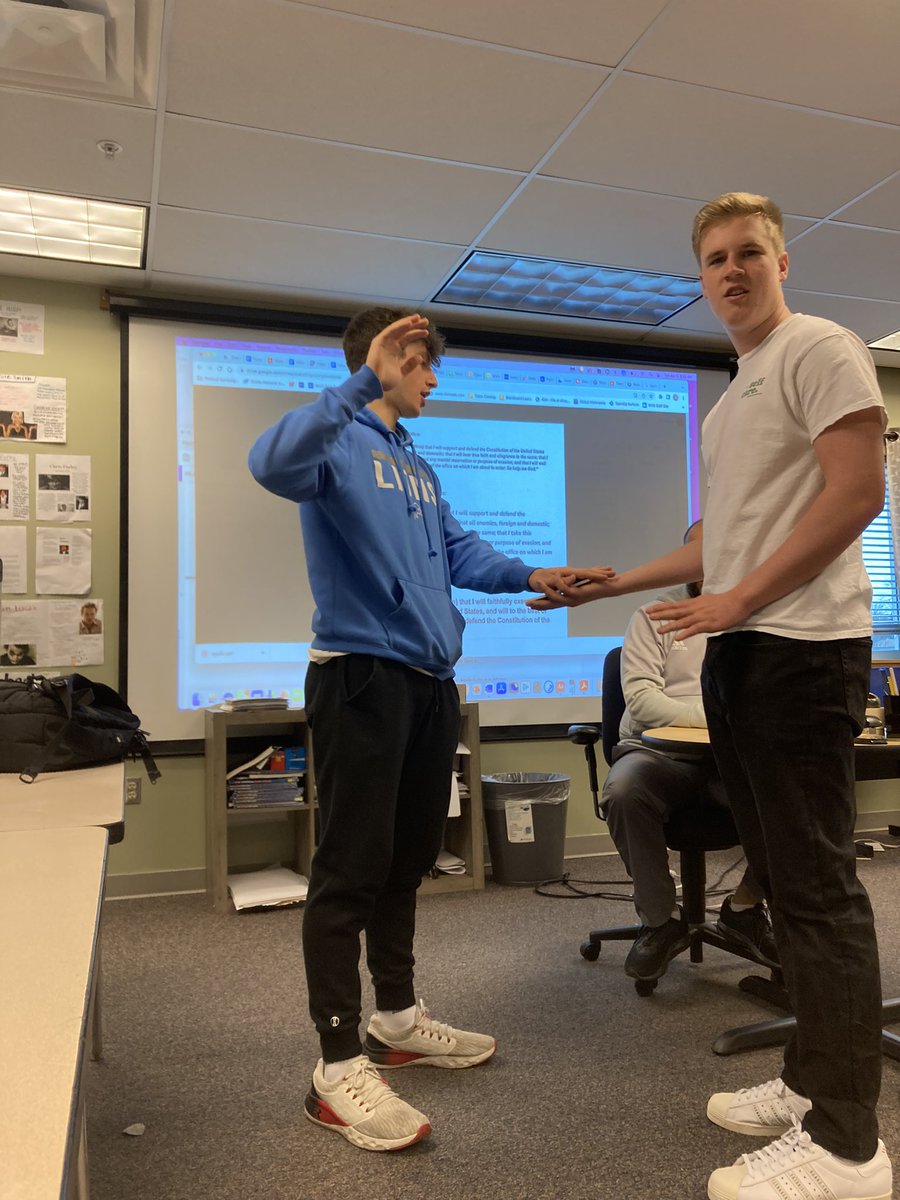 Officially sworn in 😎 #JadBeatz #YaYaYa