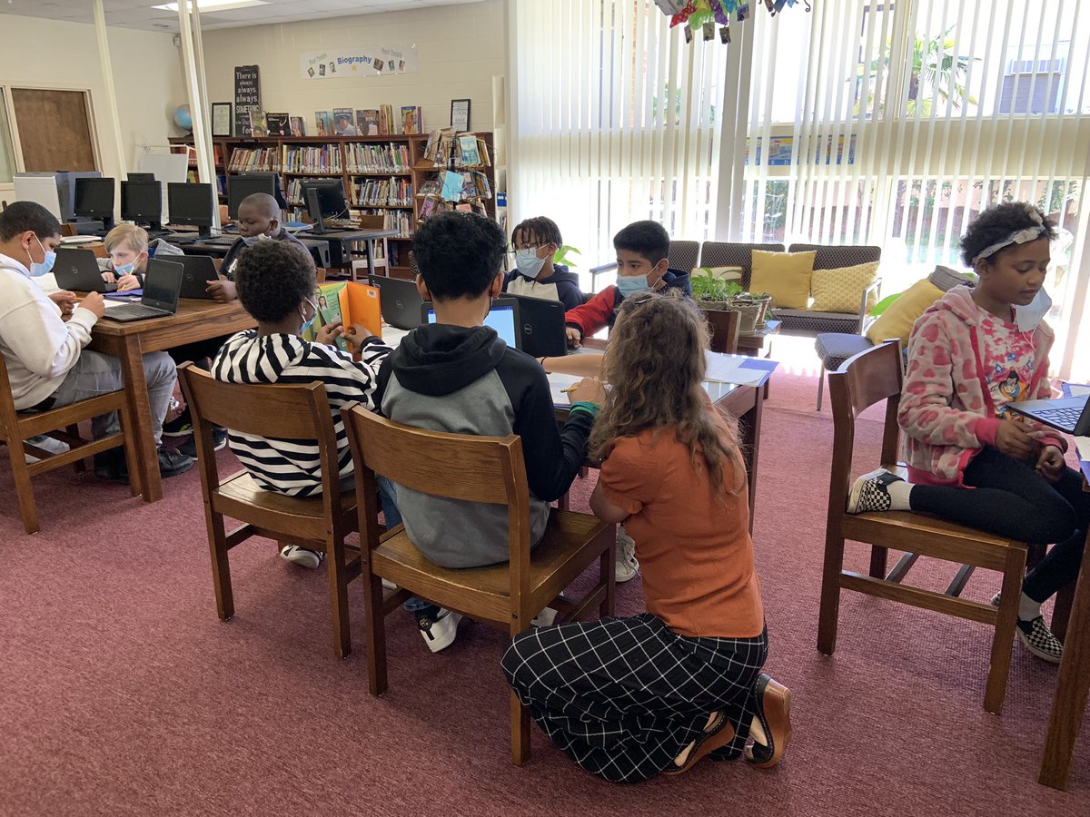 Mrs___Ross's tweet photo. Searching…and researching… We have another project coming your way! Stay tuned. @ConderStars @ConderAIMS https://t.co/zmrDB5tm8W