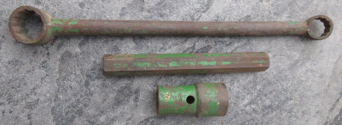 rusticrelics04's tweet photo. Check out Vintage John Deere Tractor Wheel Wrench Socket R34827 AR39683 R84627 3010 3020 https://t.co/d9Tvah6snR via
@eBay
#johndeere #Wheelwrench #tools #mechanic #tractors #socketwrench #toolbox #Tractor #Farming #agri #AgTwitter https://t.co/iCBD5aCtjX