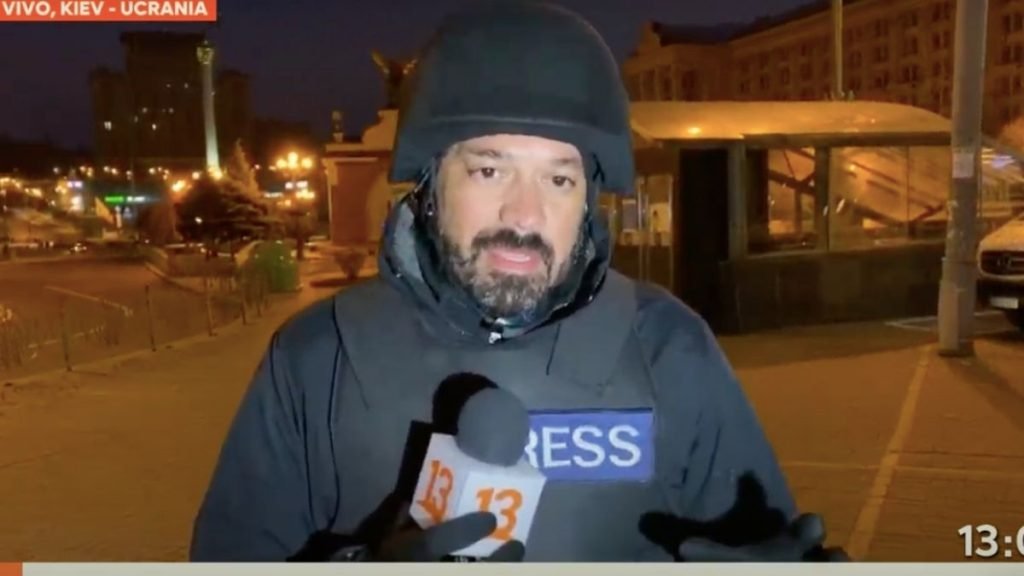 Acá <a href="/JorgeHassemo/">HASSEMO</a> corresponsal de guerra #CafeConNata <a href="/ValdebenitoNata/">Natalia Valdebenito</a>