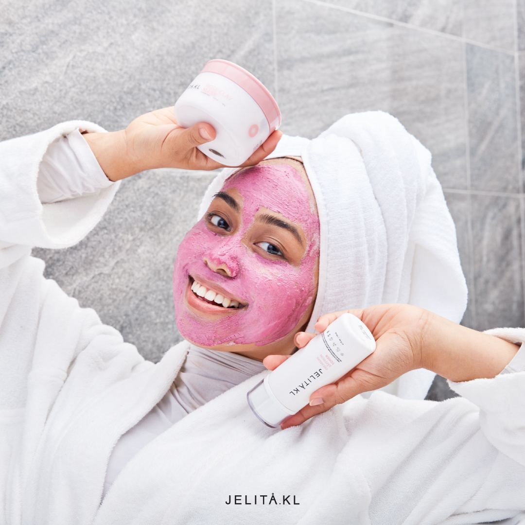 ImanAbdulRahim's tweet photo. Kalau tak pernah try Jelita KL, try dua products ni. Alang alang sale. Confirm glowing ✨ And toner tu very hydrating, sesuai for oily skin.

Siap dapat FREE SHIPPING + FREE VIRTUAL BEAUTY PARTY + FREE ANGPAU + FREE KURMA. Banyak tau FREE!!

https://t.co/36xTZoXh0k https://t.co/2NmwaxppOX