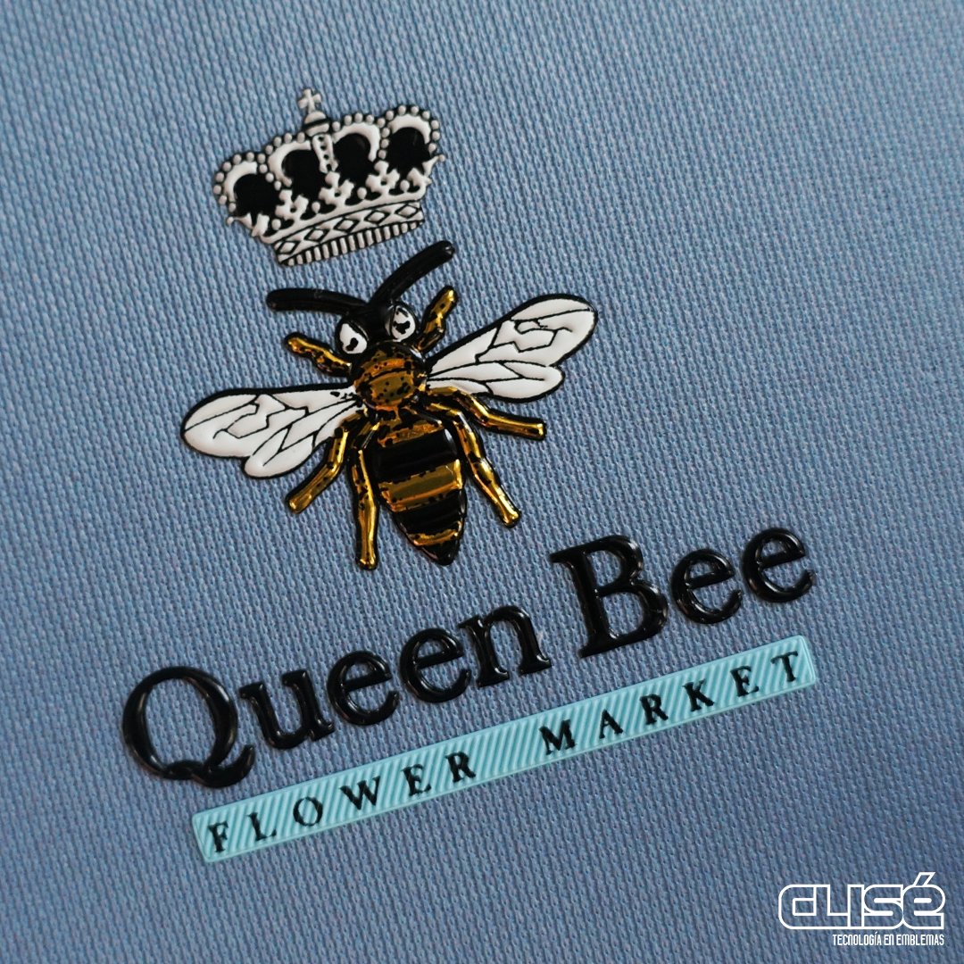 CliseTechnology's tweet image. 😎👉 3 RAZONES (de muchas 💅) para utilizar la tecnología CLISÉ en tus emblemas:
🐝 Acabados, texturas y combinación de colores ilimitados.
🐝 Elaboración de emblemas auto adhesivos o termo adhesivos.
🐝 Variedad en perfiles y formas.