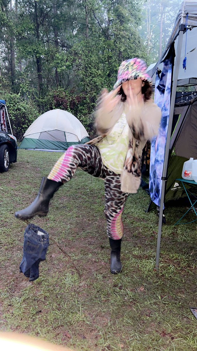 succuvik420's tweet photo. Camp jorts or DIIIIIEEEEE #CJOD https://t.co/CqrQaM5wVH